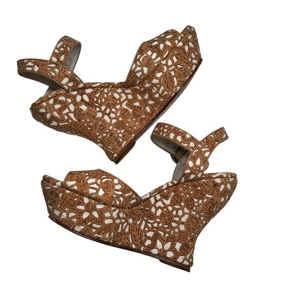 Alice + Olivia Jana Laser Cut Cork Wedge Heel Sandals Size 36.5, 6.5 $350 - Picture 9 of 12